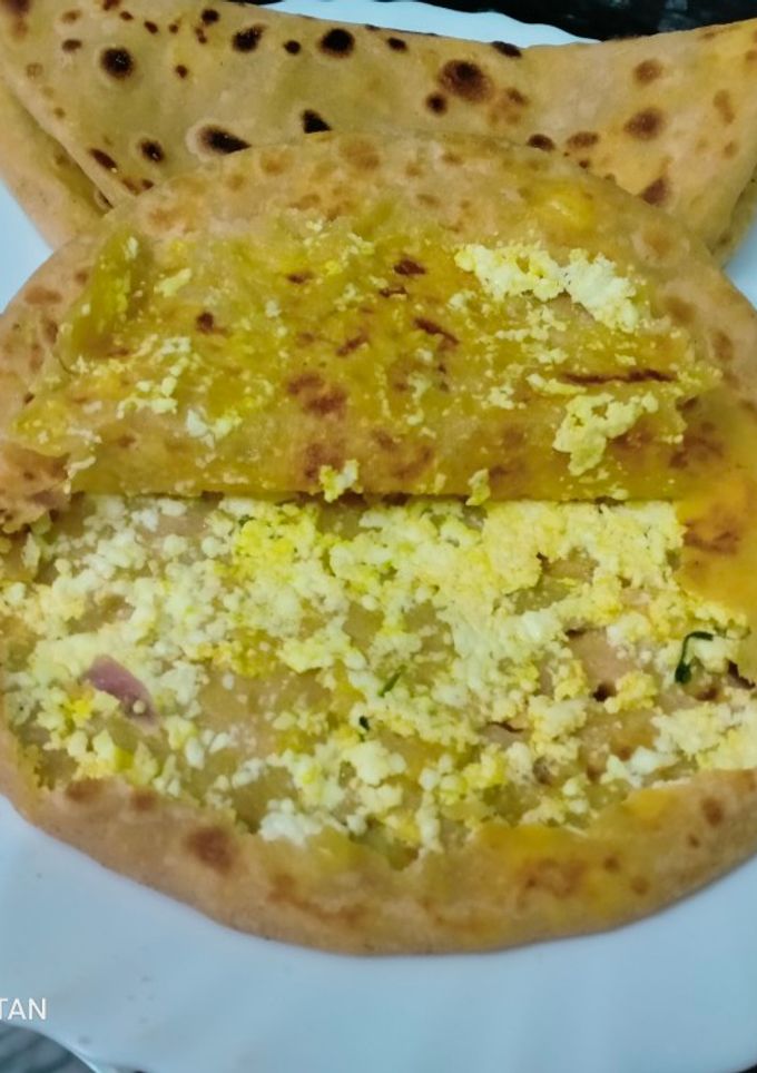 पनीर का पराठा (paneer ka paratha recipe in Hindi) रेसिपी मुख्य फोटो