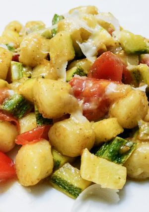 A picture of Gnocchi alla peperonata.