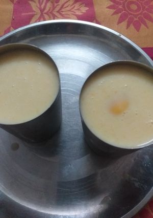 A picture of Mango shake.