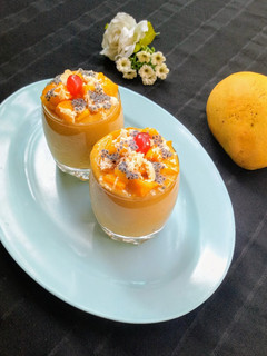 மாம்பழ ஸ்மூத்தி (MaamBala Smoorthi Recipe in Tamil) செய்முறை முக்கிய புகைப்படம்
