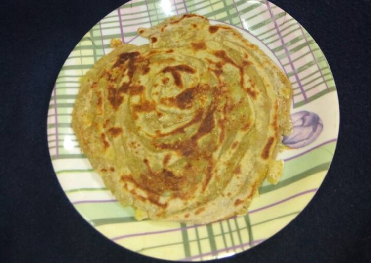 Potato stuff laccha paratha