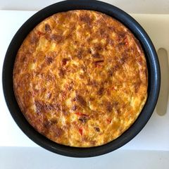 A picture of Oven-baked ham, onion, etc. frittata.