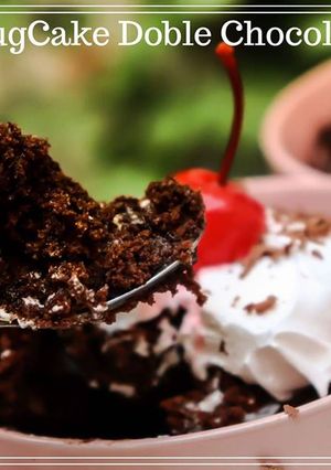 Una foto de Mug Cake doble Chocolate