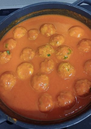 Una foto de Albóndigas de Jamón en Salsa 🧆🍅👌