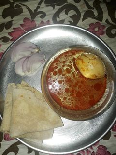 मालवणी अंडा कडी (malvani anda curry recipe in marathi) रेसिपी चे मुख्य फोटो