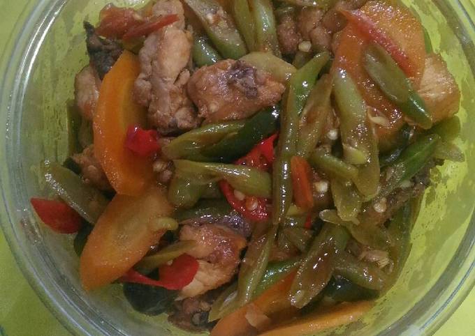 Resep praktis membuat A3=Asem-Asem Ayam yang nikmat