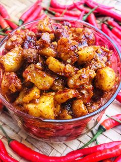 Hình của món Tóp mỡ mắm tỏi ớt.