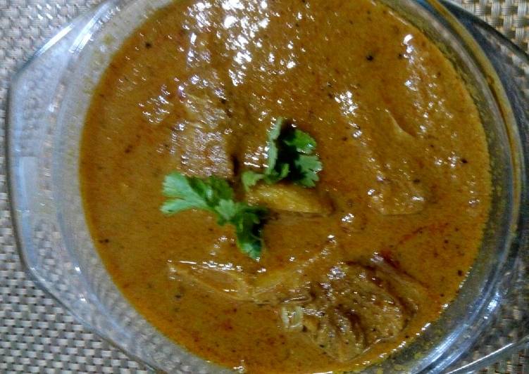 How to Make Quick Kathal Curry