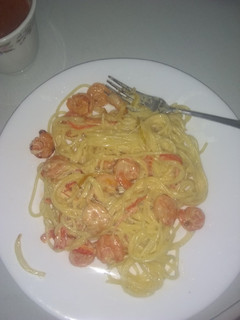 Una foto de Spagueti con camarones
