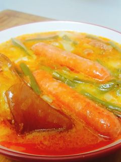 Una foto de Judías verdes con rabo de cerdo ahumado