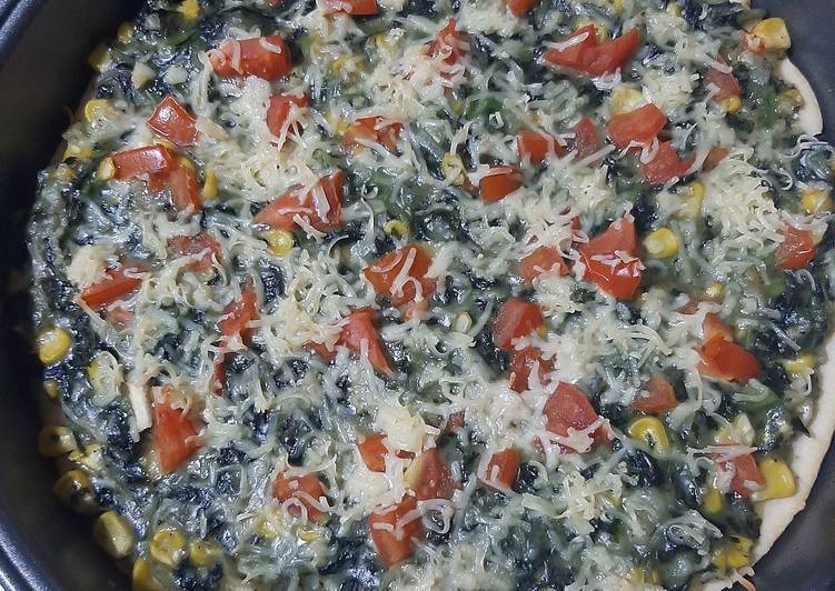 Langkah Mudah untuk Menyiapkan Tasty spinach pizza Anti Gagal