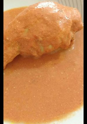 Una foto de Pollo enchipotlado