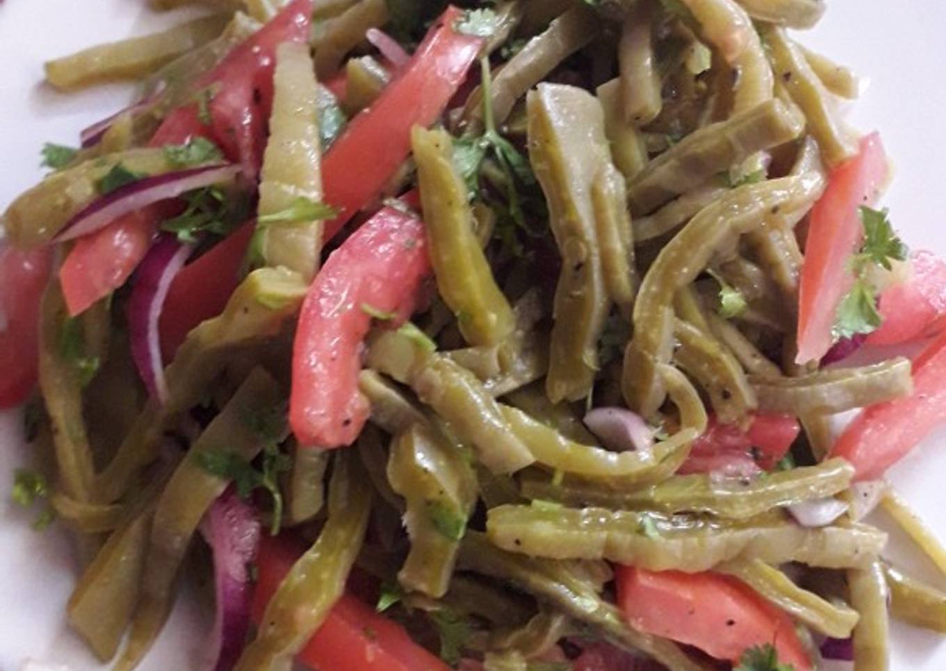Ensalada de nopal fácil y rápida