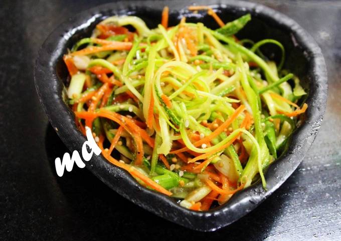 Julienne Zucchini and Carrot Salad Recipe by Medha Devdas - Cookpad