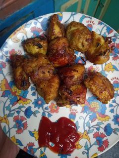 চিকেন পকোড়া(Chicken n pokora recipe in bengali) রেসিপির প্রধান ছবি