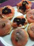 Crepes con salmón y caviar