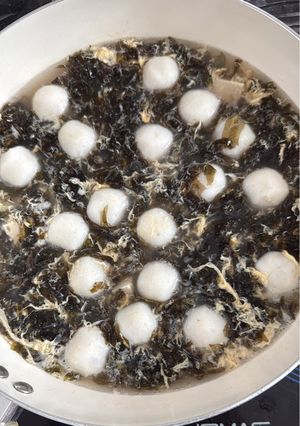 Ikan Rumpai Resipi Sup Bebola Ikan & Rumpai Laut Gaya Cina oleh MummyXin - Cookpad