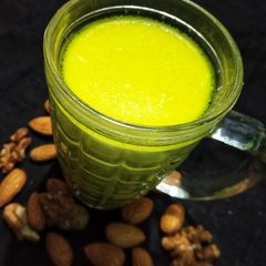 A picture of Almonds- Walnut Milk.