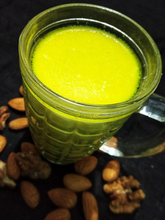 A picture of Almonds- Walnut Milk.