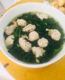 Canh mọc nấu sà lách xoong 😊