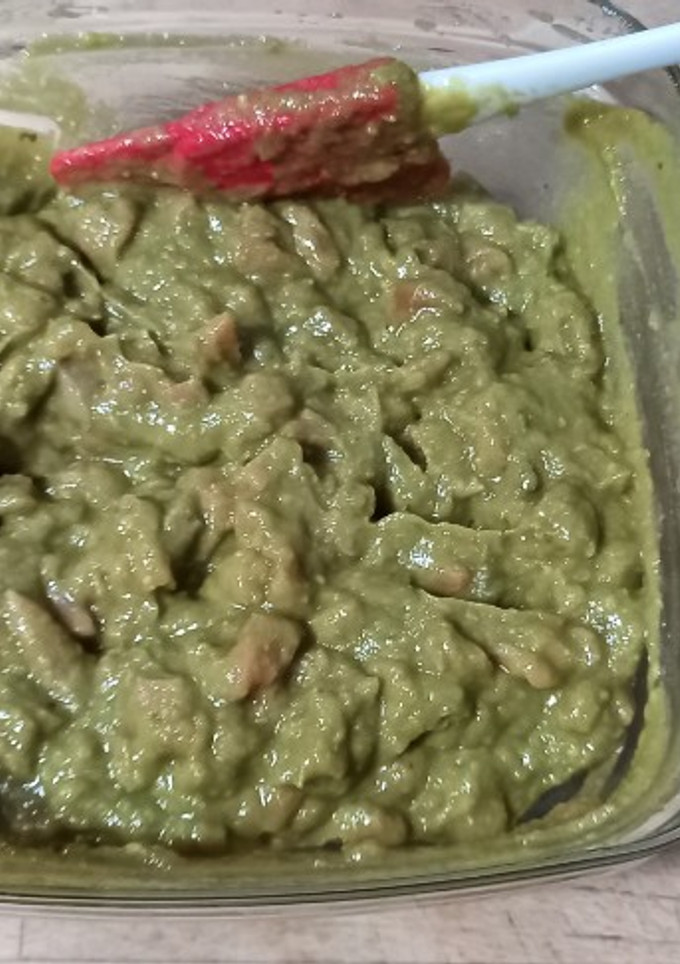 Una foto de 56. Guacamole con salmón