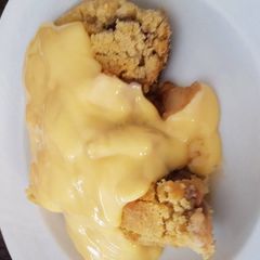 A picture of Apple and currant crumble.