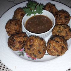 A picture of Murmura pakora.
