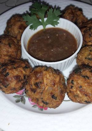 A picture of Murmura pakora.
