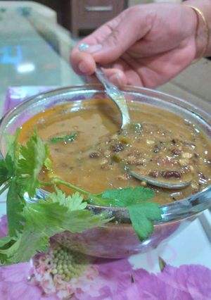 A picture of Dal makhani.
