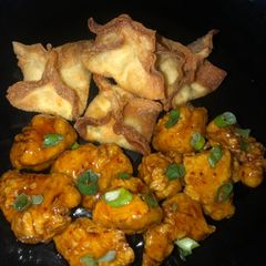 A picture of Easy orange chicken.