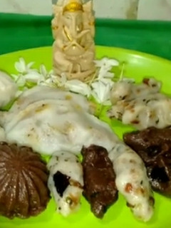 கொழுக்கட்டை (இனிப்பு/காரம்) (Kolukattai recipe in tamil) செய்முறை முக்கிய புகைப்படம்