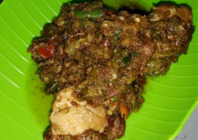 Ayam goreng pedas