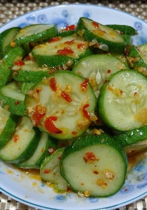 Hình của món Dưa leo dầm muối ớt ăn liền.