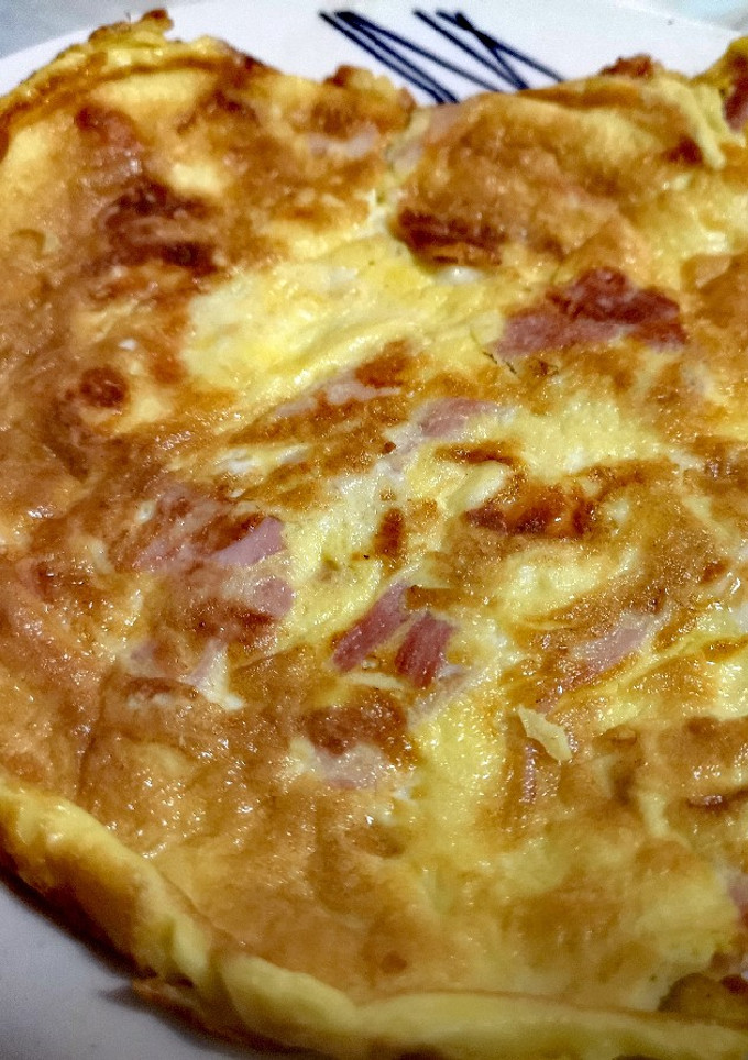 Una foto de Tortilla con jamón y queso