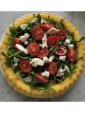 Crostata di polenta con Philadelphia, rucola, pomodorini e mozzarella 🌱🍅
