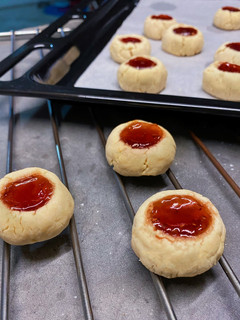 A picture of Vegan Raspberry Butter Cookies.