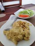 Chunks de pollo en crema curry