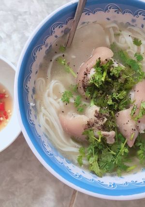 Hình của món Giò Heo hầm củ cải.