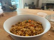 A picture of garnish white rice