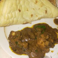 A picture of Chicken creamy karahi.