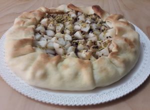O poză a rețetei Tort cu pere, ciocolată și ricotta.