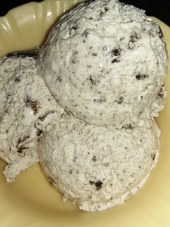 A picture of Icecream #5orlessingredientsrecipecontest #4weekschallenge.