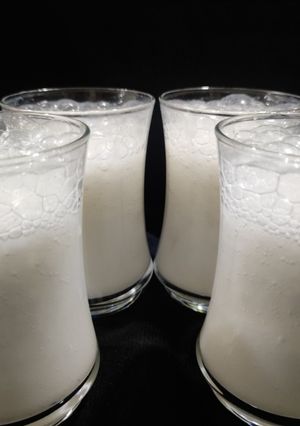 A picture of Ice apple coconut mocktail.