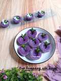 Kue lumpang ubi ungu