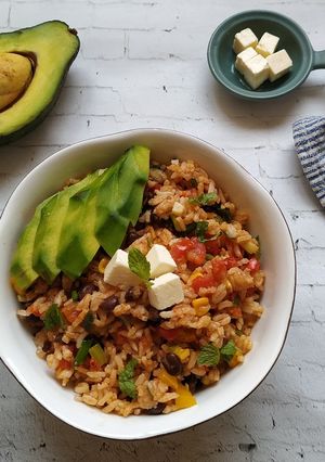 A picture of Mexican fried rice.