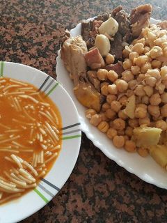 Una foto de Cocido madrileño