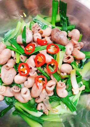 Hình của món Bao tử cá xào cải thìa.