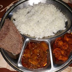 A picture of Prawns masala.