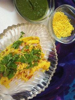 સુરતી લોચો (Surti Locho Recipe In Gujarati) રેસીપી મુખ્ય ફોટો