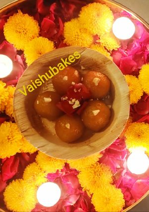 A picture of Kesar Gulab Jamun (With homemade premix).